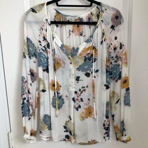 LUCKY BRAND Off White Flowy Bohemian button up blouse with a floral pattern